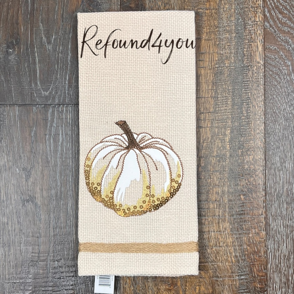 Sequins Embroidered Pumpkin Kitchen Towel (1). NWT. Firm!